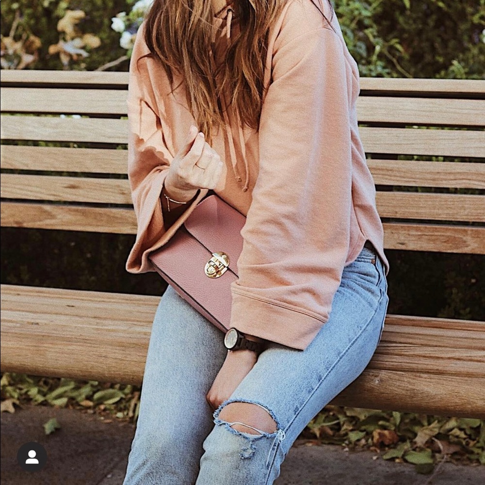 LEVI’S 501 HIGH WAISTED JEANS